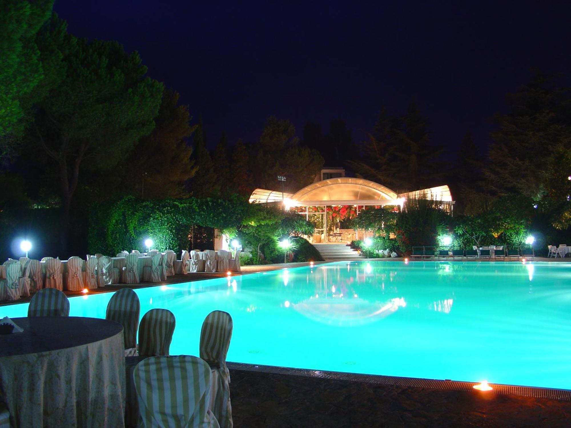 Hotel Sierra Silvana Selva Di Fasano Εξωτερικό φωτογραφία